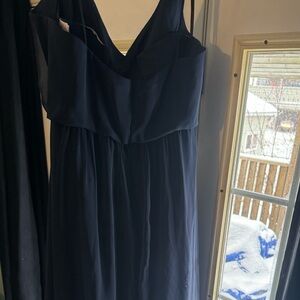 Elegant Navy Blue Evening Gown